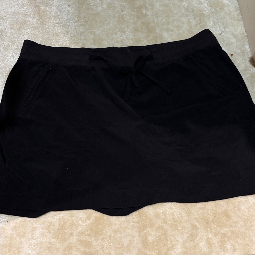 Athleta Chelsea Cargo Skort